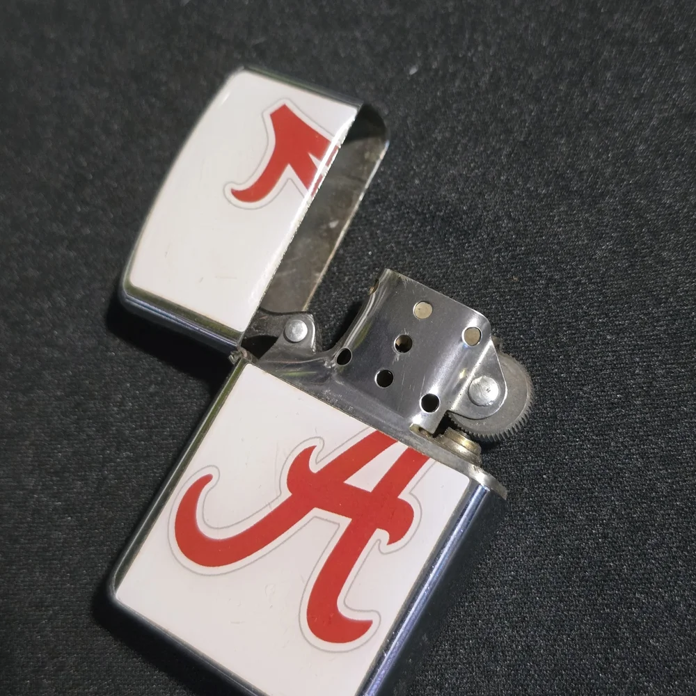 Alabama Crimson Tide Lighter
